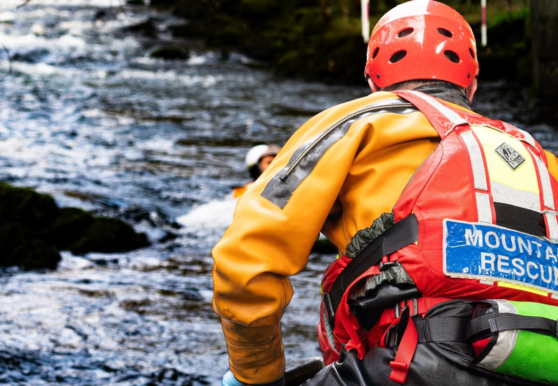 New Rescue 3 water safety course for Mountain Rescue Teams